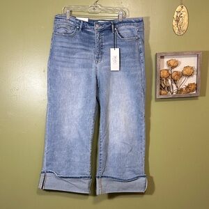 NWT MoCo Boutique Off the cuff tummy control wide leg cropped jeans size 18W